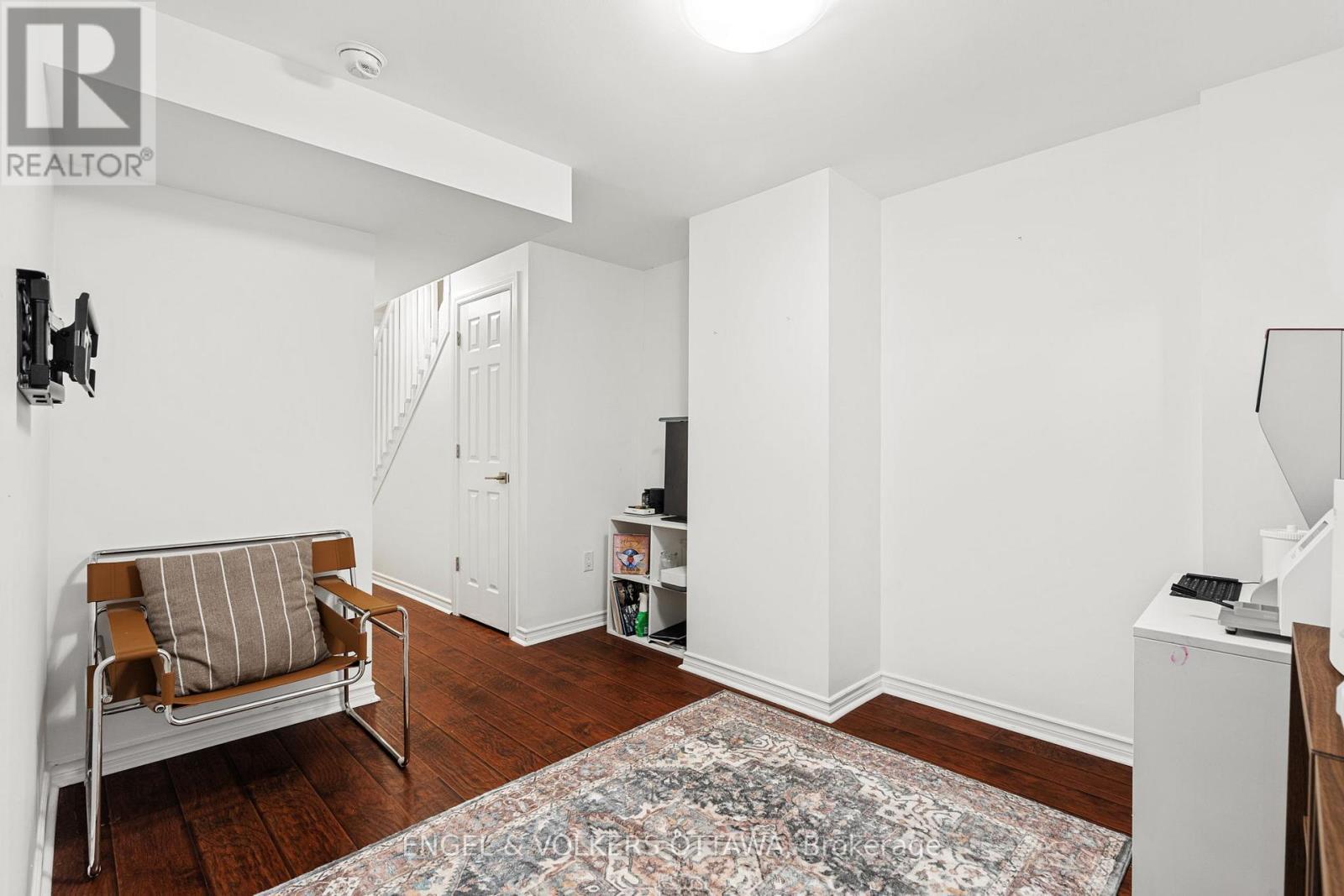 1137 Rockingham Avenue, Ottawa, ON - Indoor