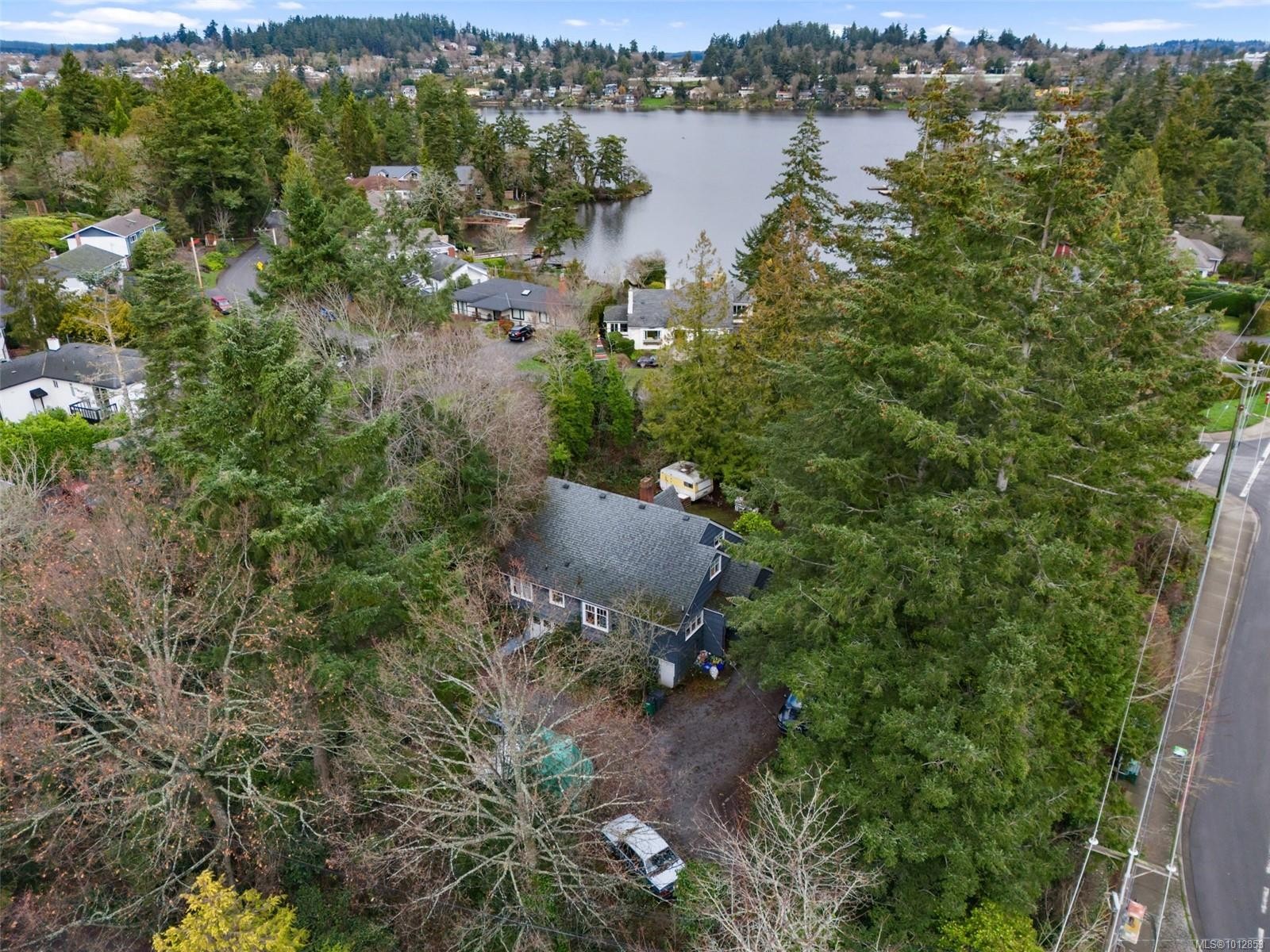 2895 Murray Dr, Saanich, BC