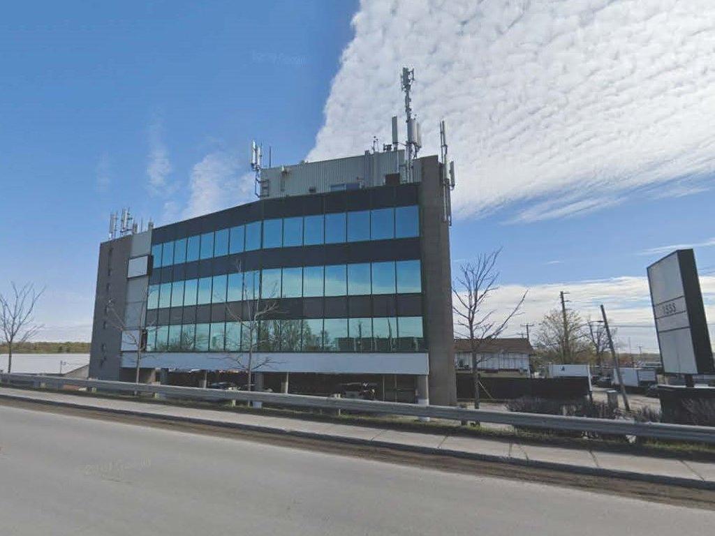 Frontage - 300-1555 Boul. Des Laurentides, Laval (Vimont), QC - Outdoor