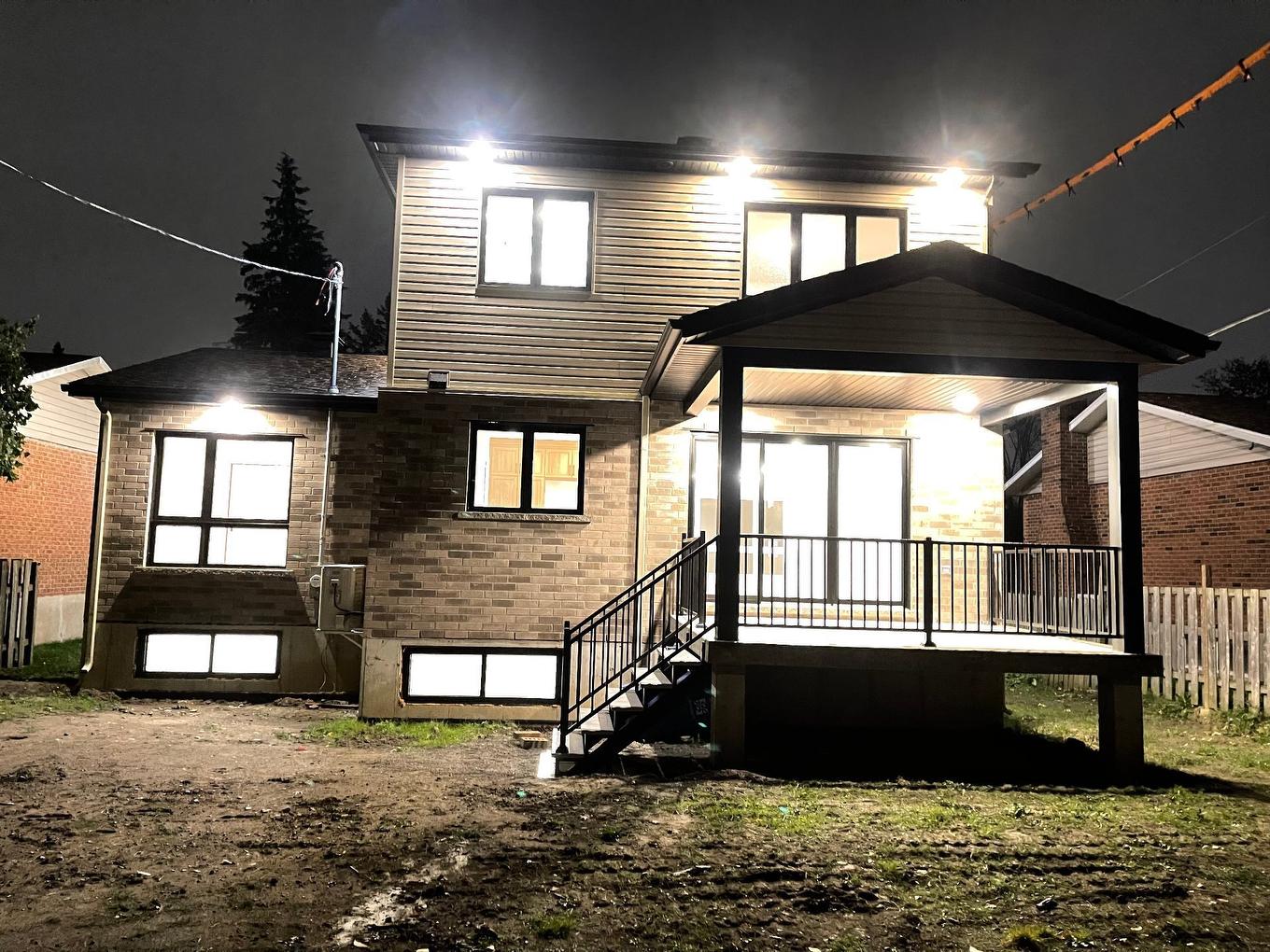 Back facade - 6535 Rue Poitou, Brossard, QC - Outdoor With Exterior