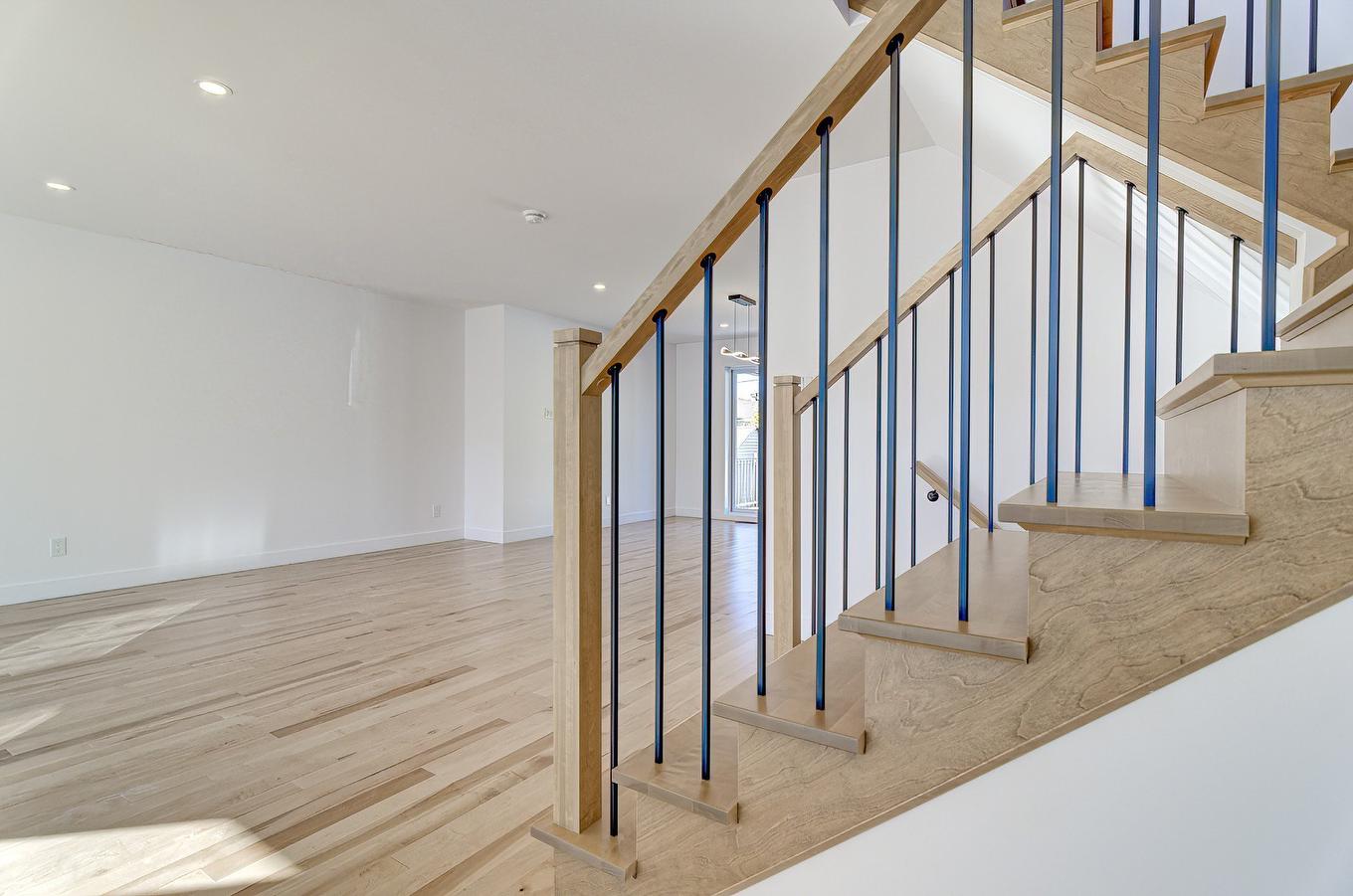 Hall - 6535 Rue Poitou, Brossard, QC - Indoor Photo Showing Other Room