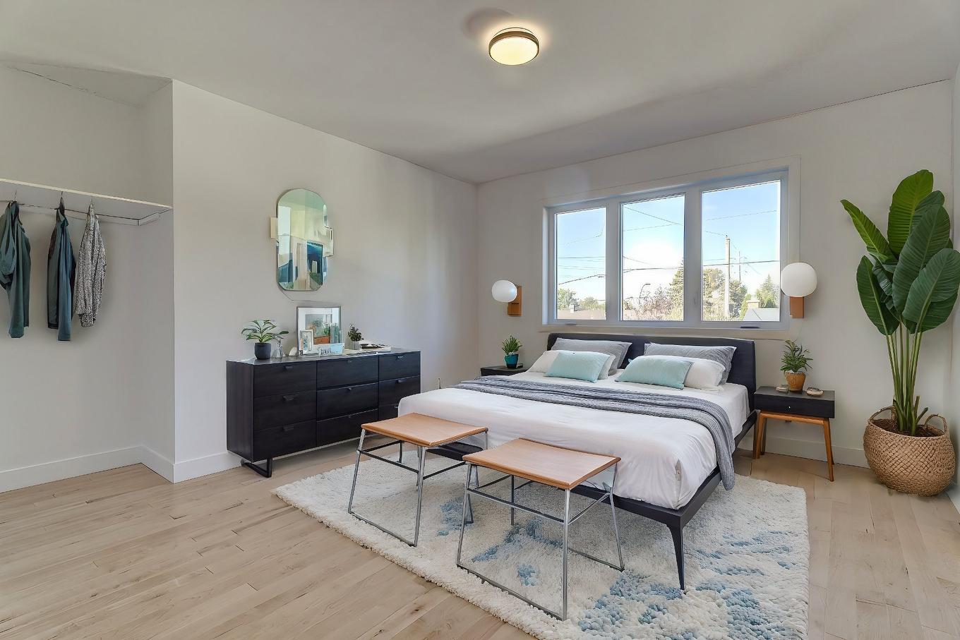 Primary bedroom - 6535 Rue Poitou, Brossard, QC - Indoor Photo Showing Bedroom