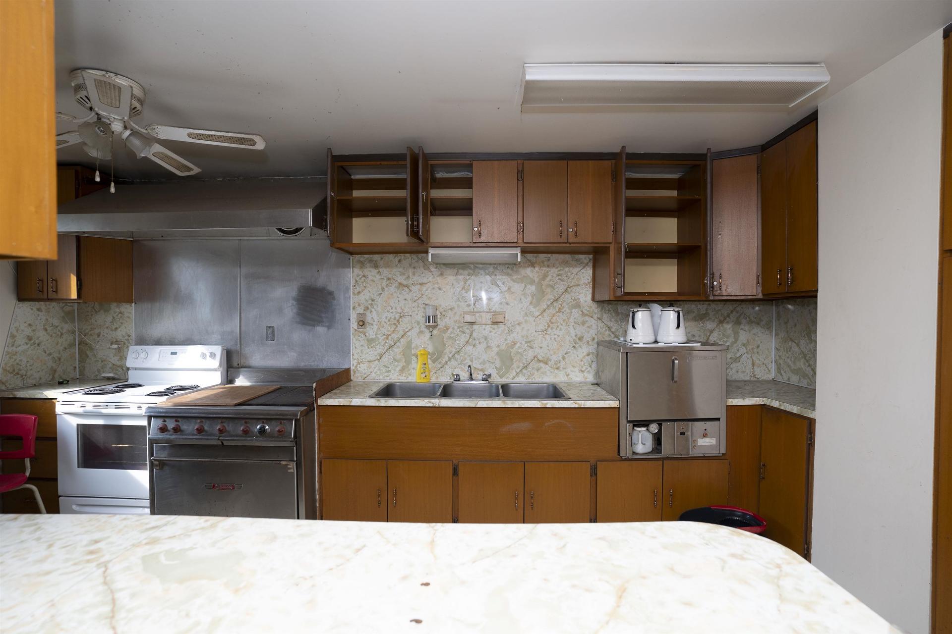 716 Pacific Avenue, Thunder Bay, ON