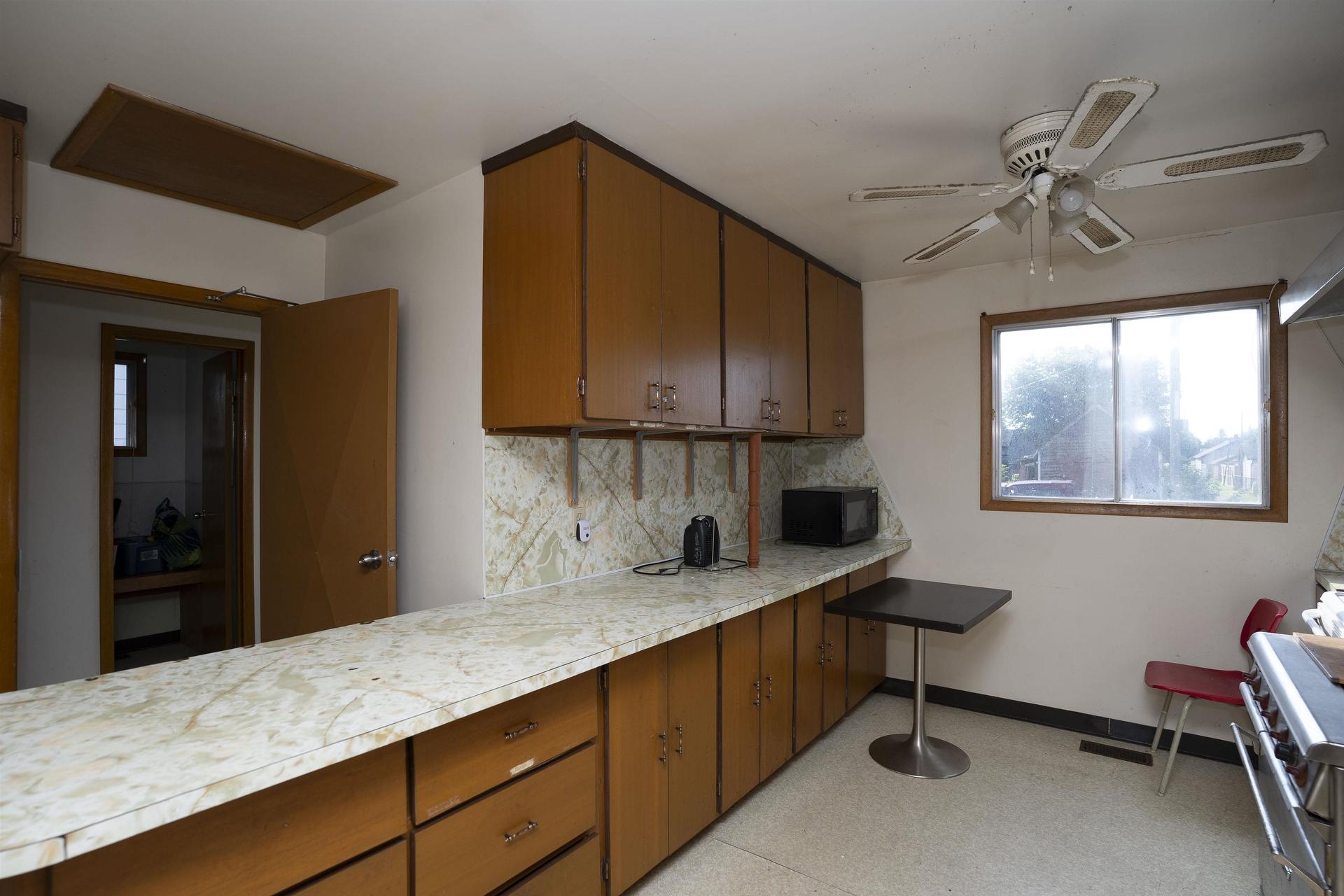 716 Pacific Avenue, Thunder Bay, ON