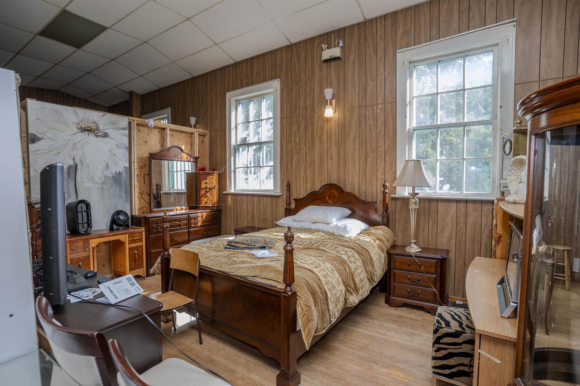 716 Pacific Avenue, Thunder Bay, ON