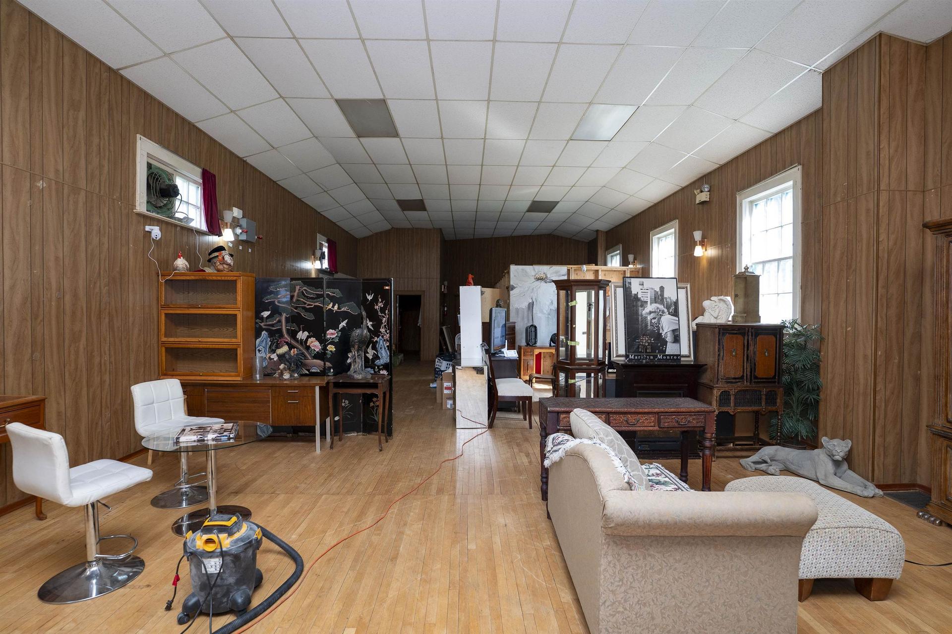 716 Pacific Avenue, Thunder Bay, ON
