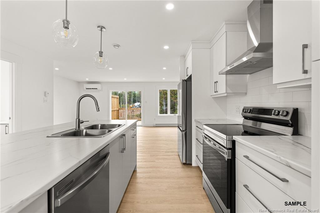 37 Cedric Crt, Dieppe, NB