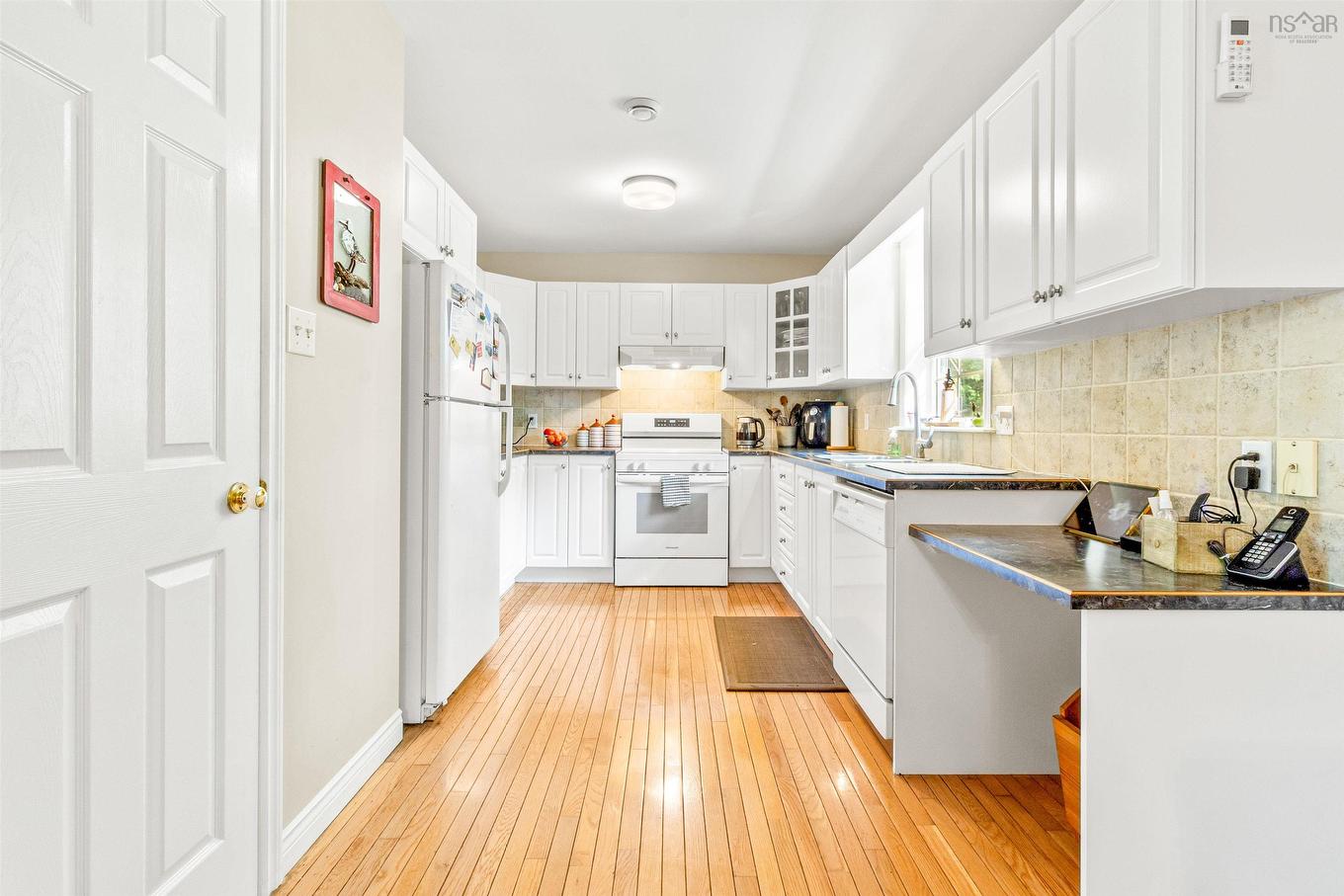 42 Canterbury Lane, Fall River, NS