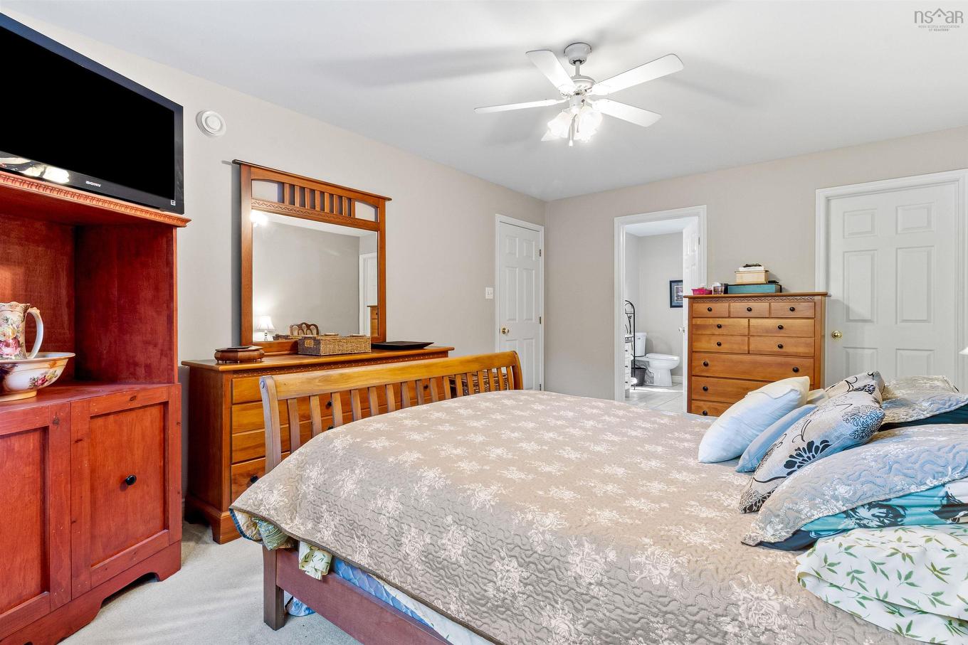 42 Canterbury Lane, Fall River, NS