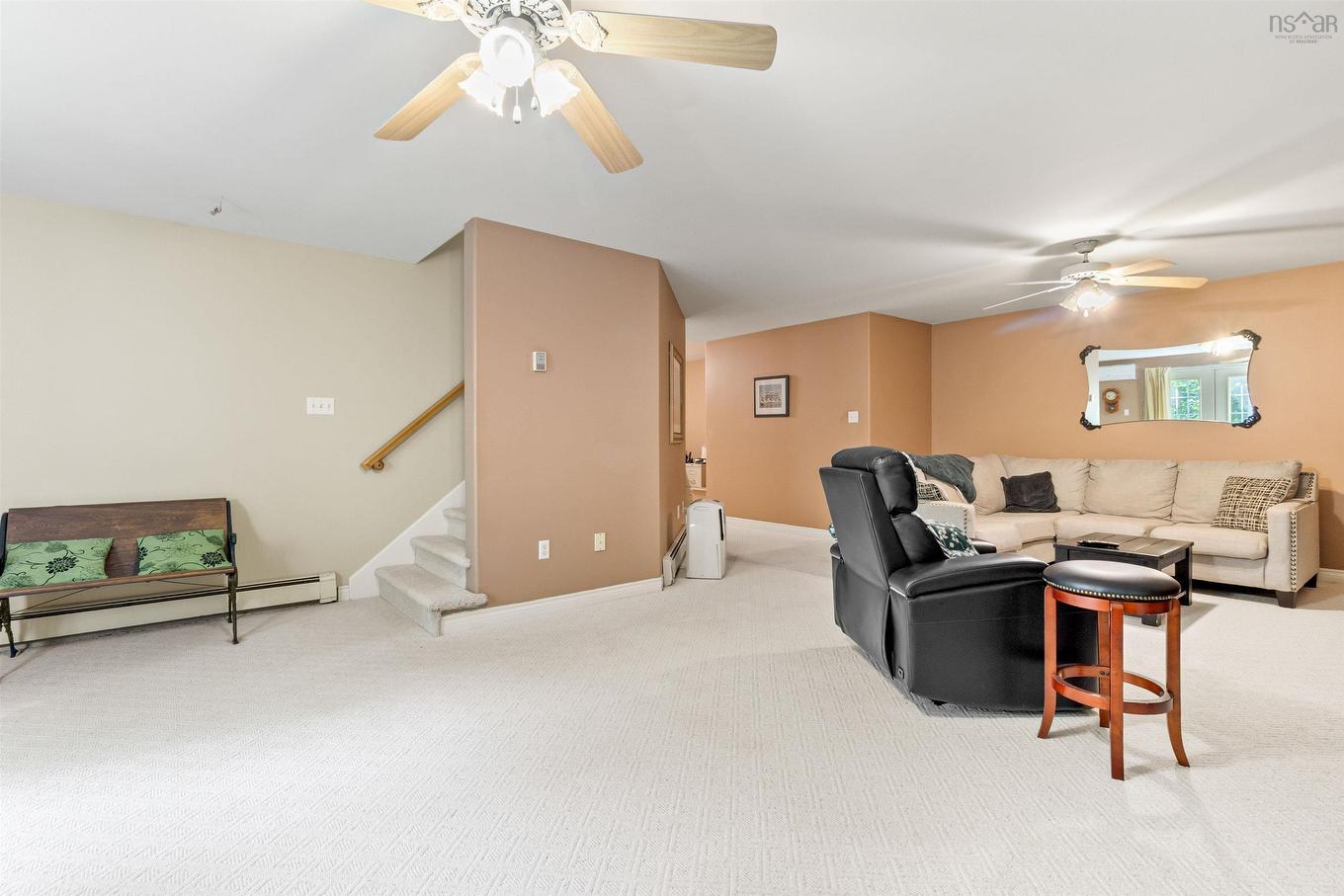 42 Canterbury Lane, Fall River, NS