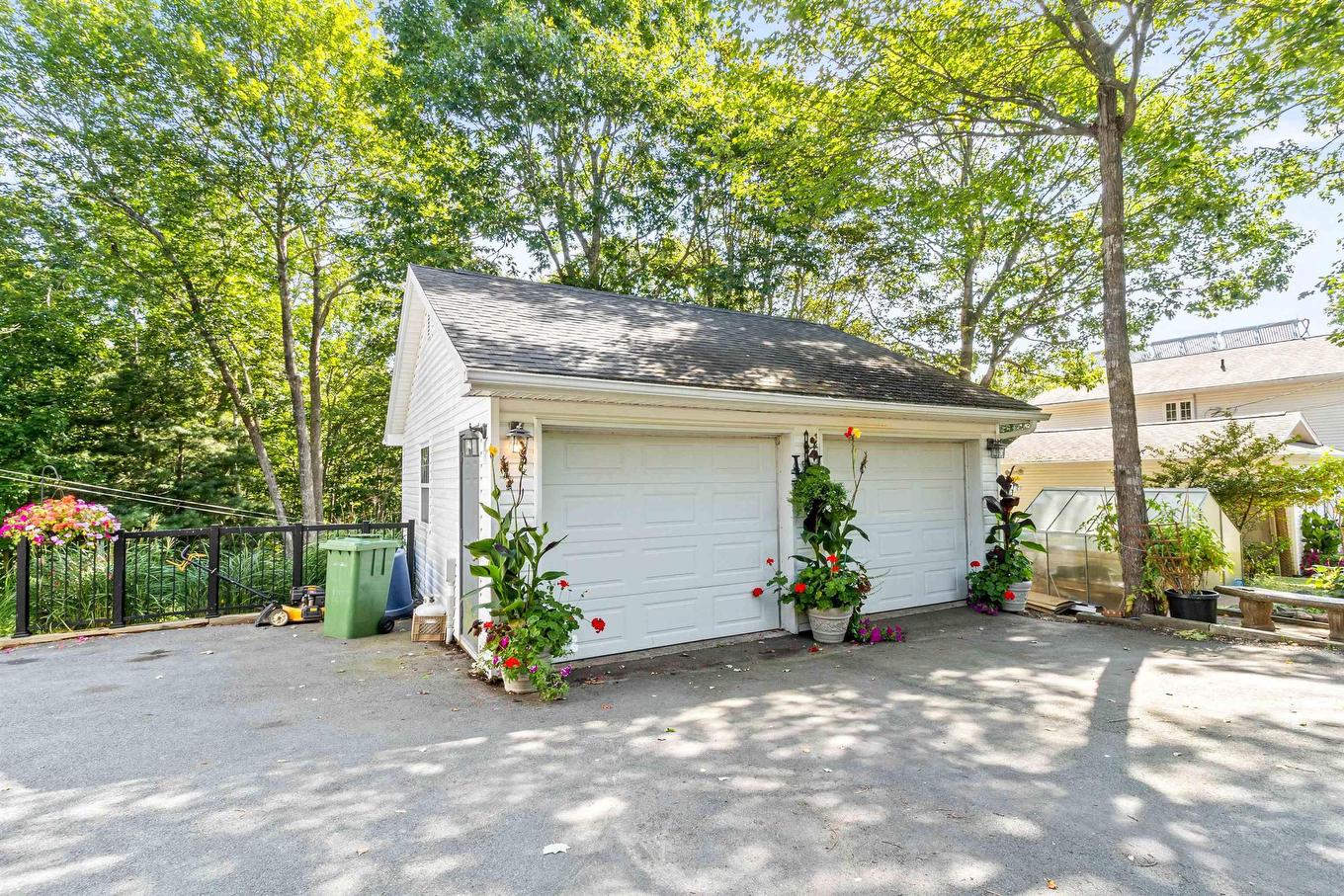 42 Canterbury Lane, Fall River, NS