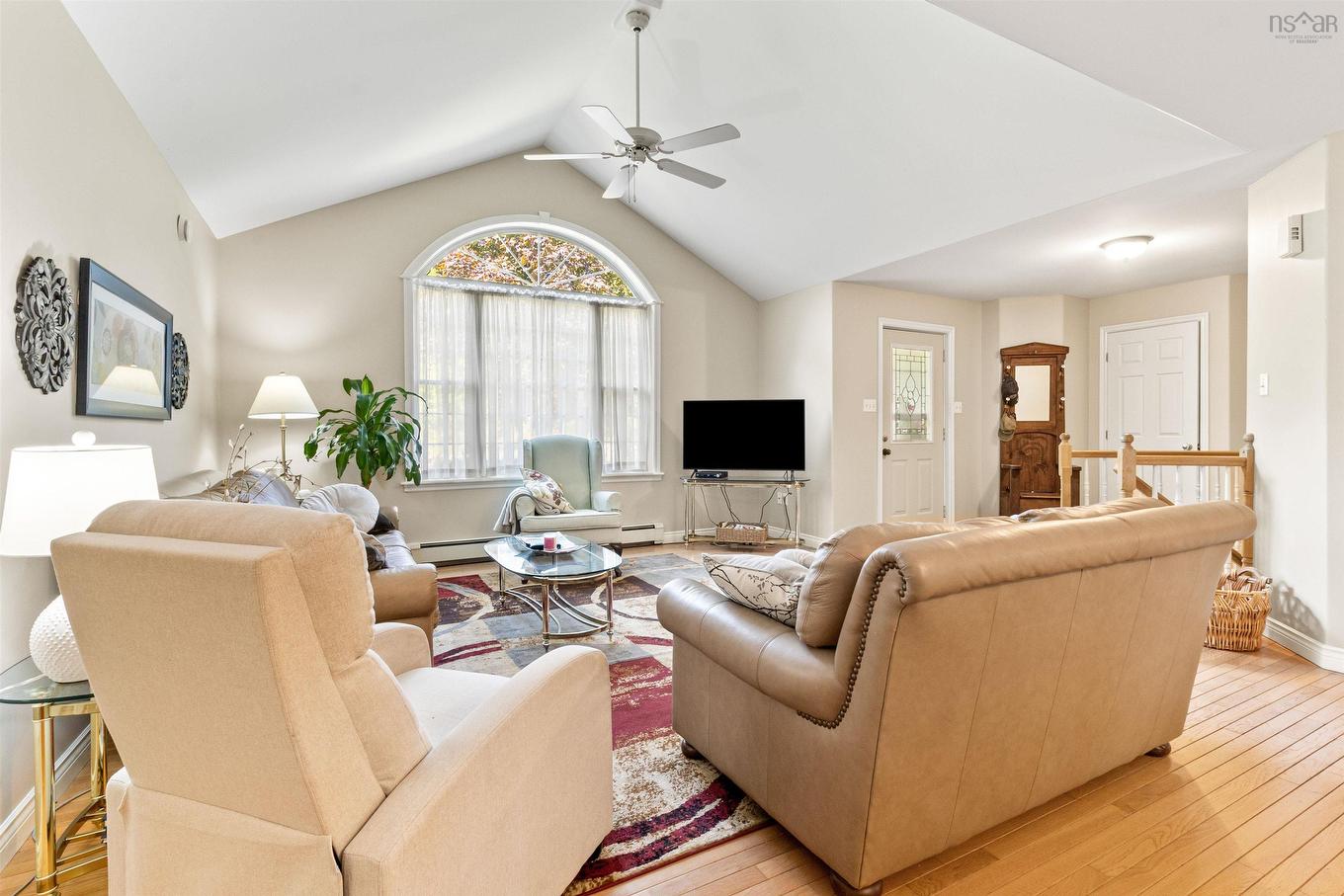 42 Canterbury Lane, Fall River, NS