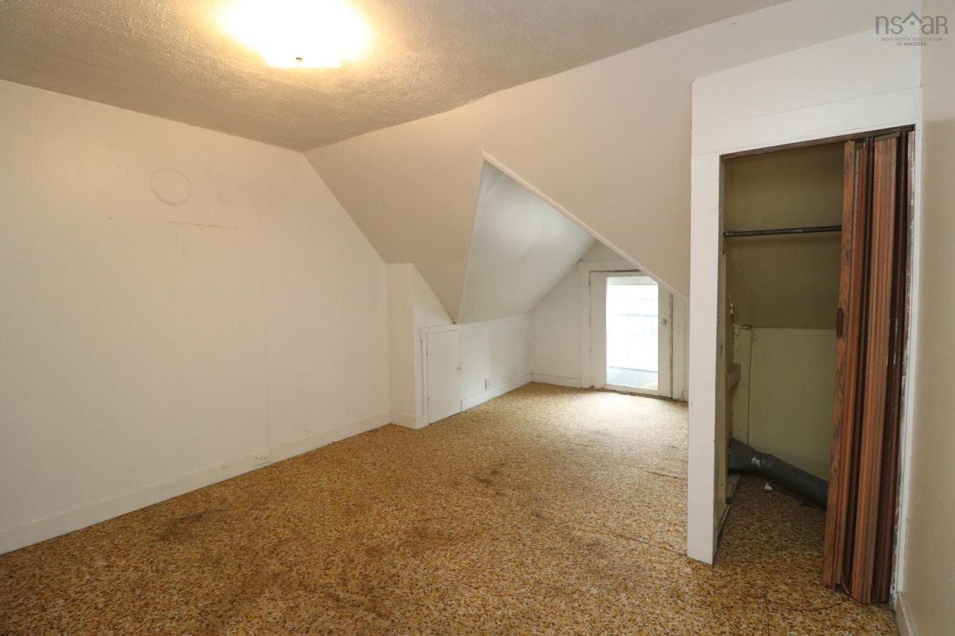 8 Lansdoon Place, Truro, NS