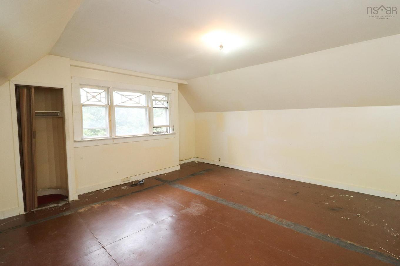 8 Lansdoon Place, Truro, NS