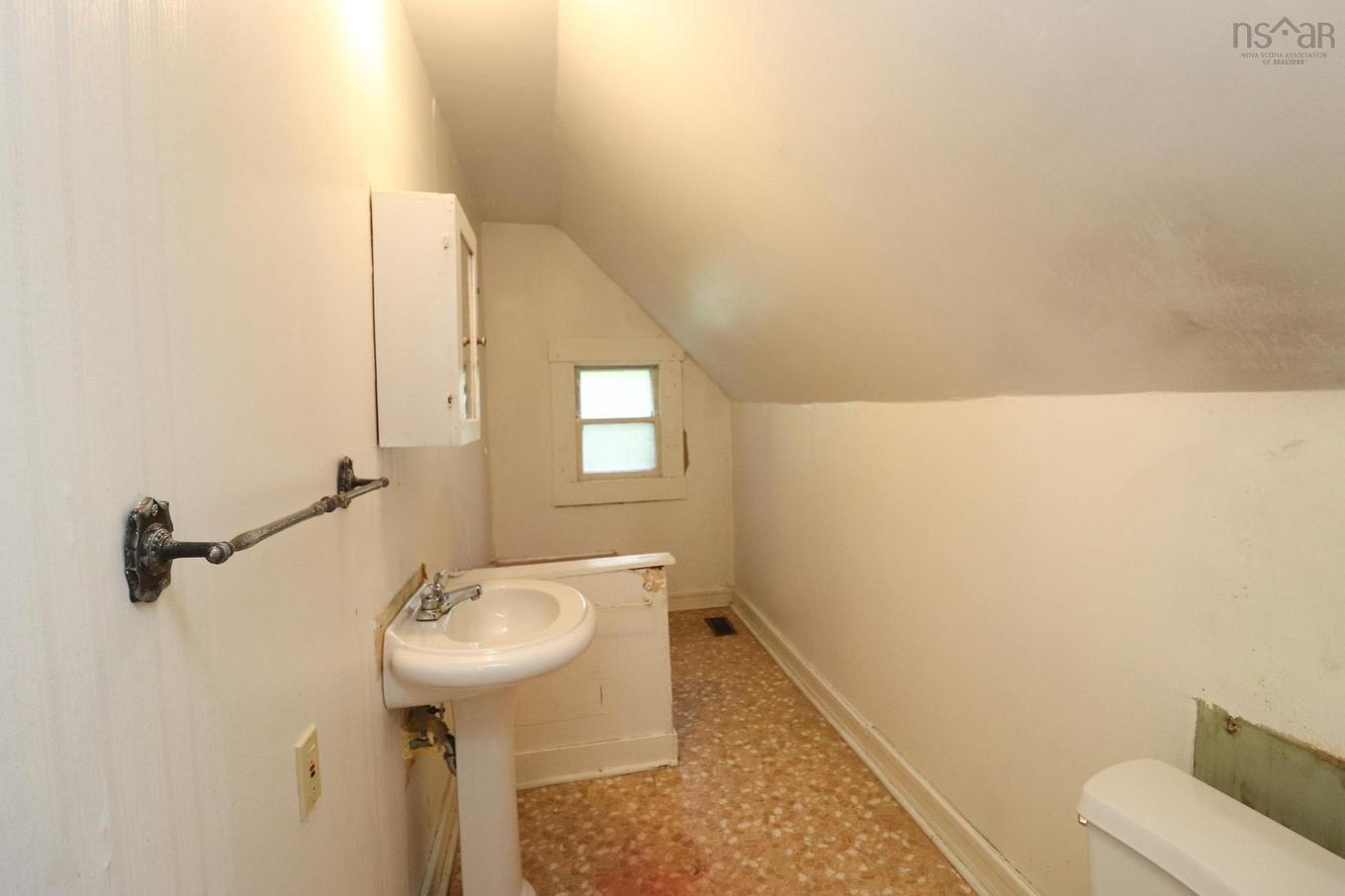 8 Lansdoon Place, Truro, NS