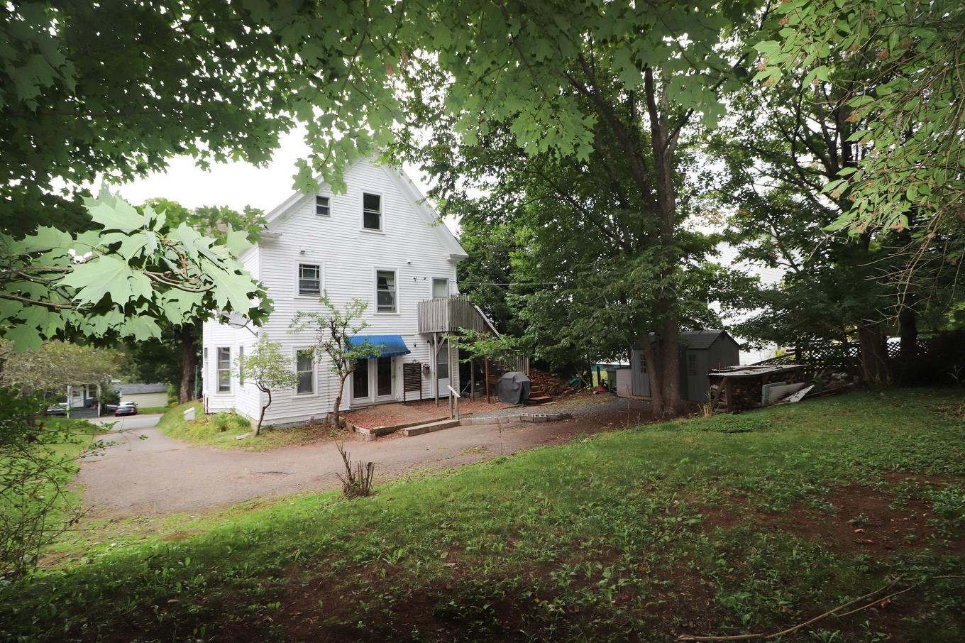 8 Lansdoon Place, Truro, NS