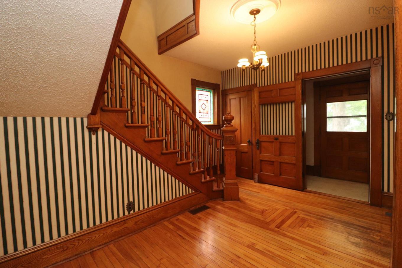 8 Lansdoon Place, Truro, NS