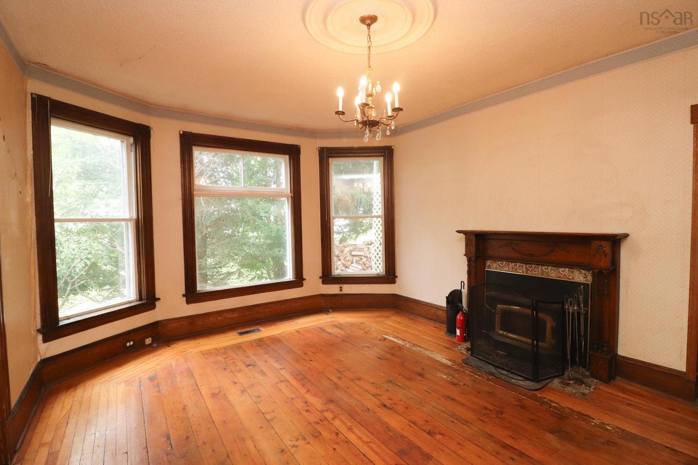 8 Lansdoon Place, Truro, NS