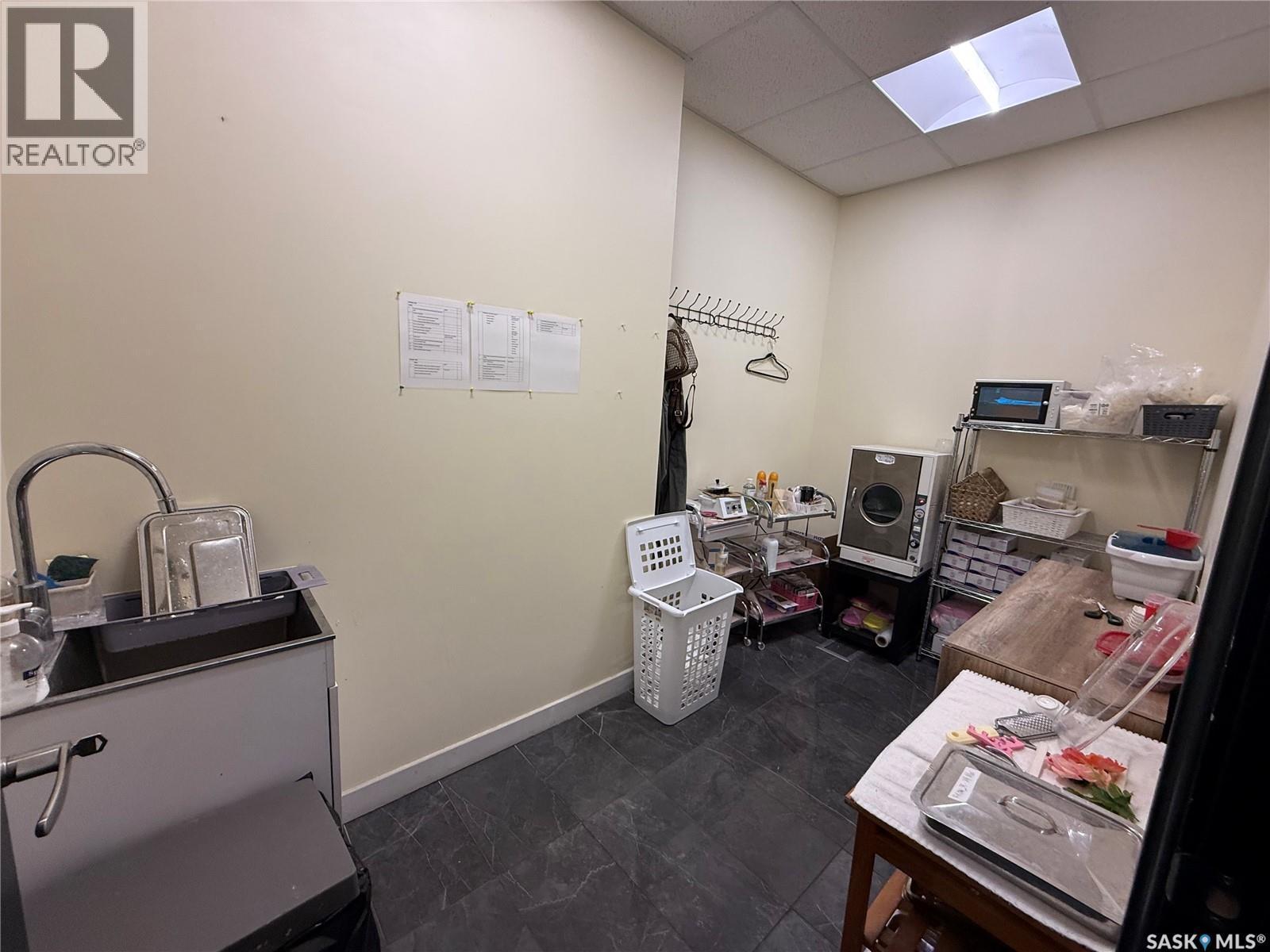 155 2Nd Avenue, Saskatoon, SK