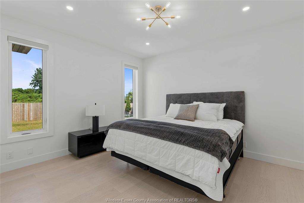 13 Eagle Street, Leamington, ON