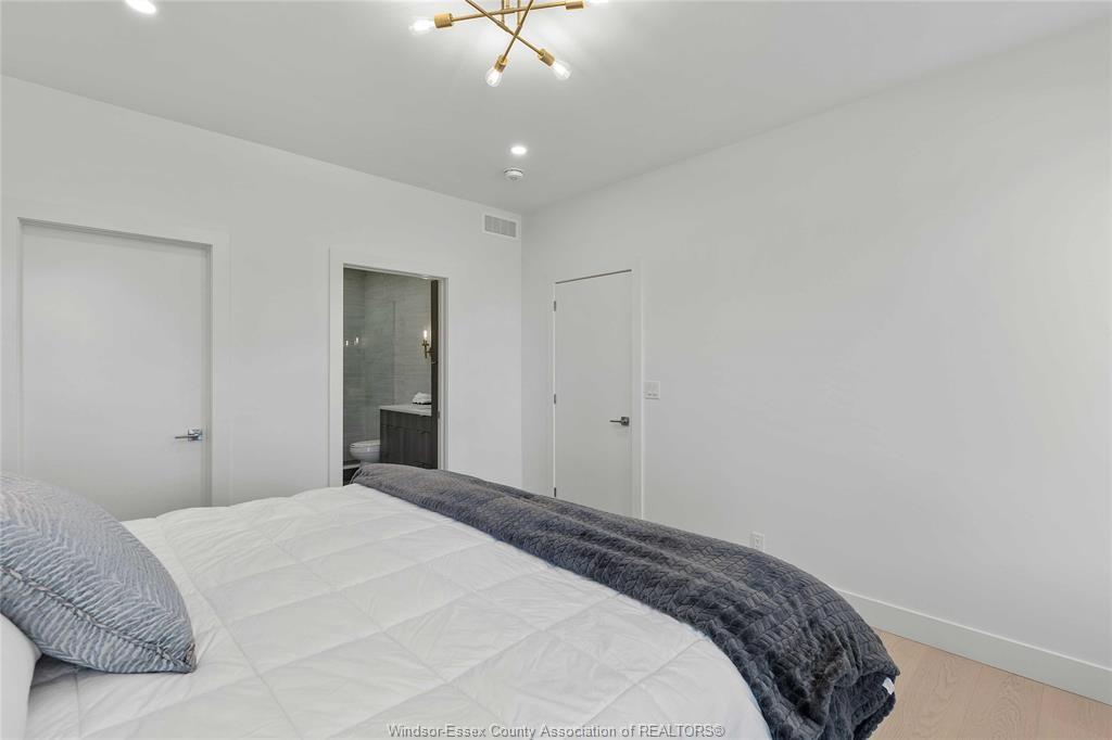 13 Eagle Street, Leamington, ON