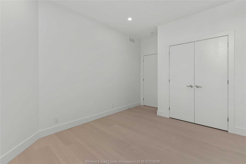 13 Eagle Street, Leamington, ON