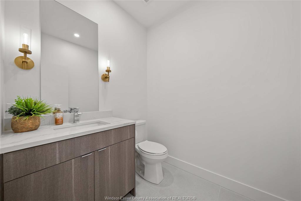 13 Eagle Street, Leamington, ON