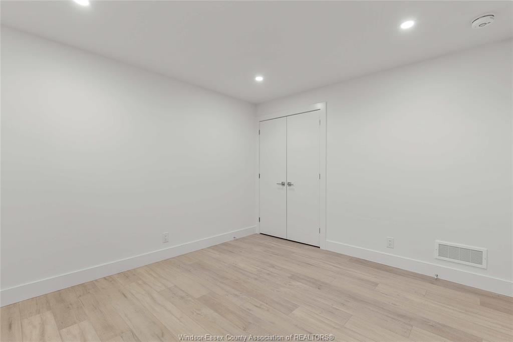 13 Eagle Street, Leamington, ON