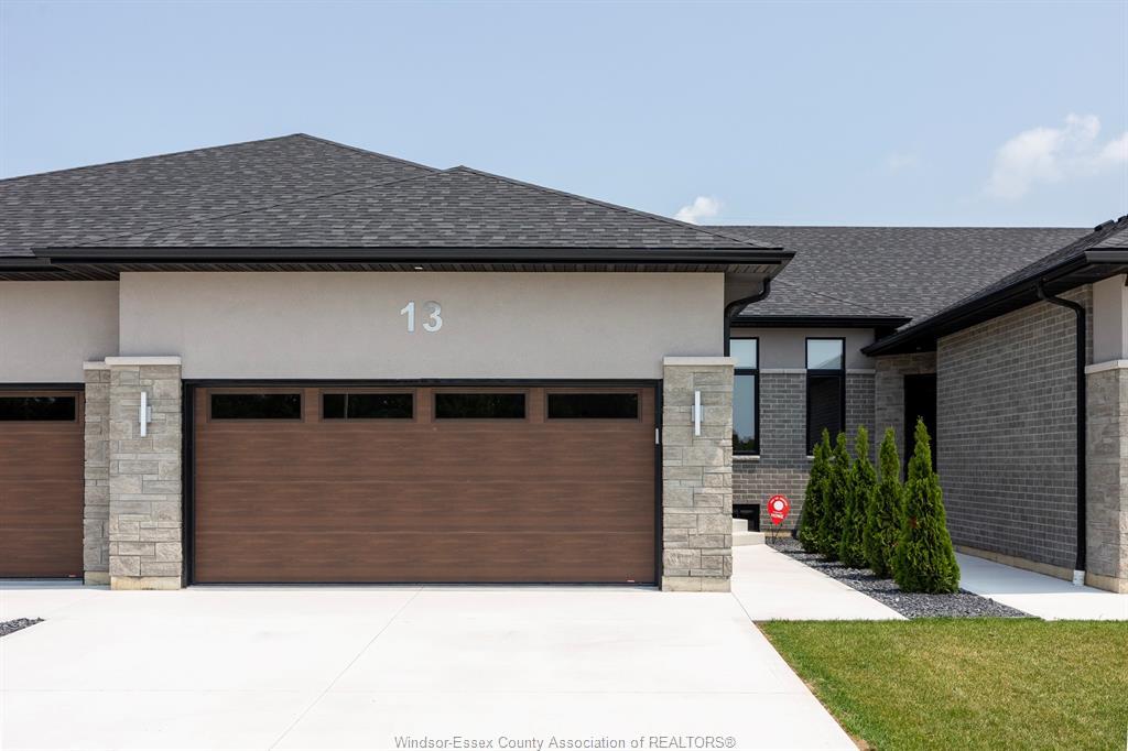 13 Eagle Street, Leamington, ON