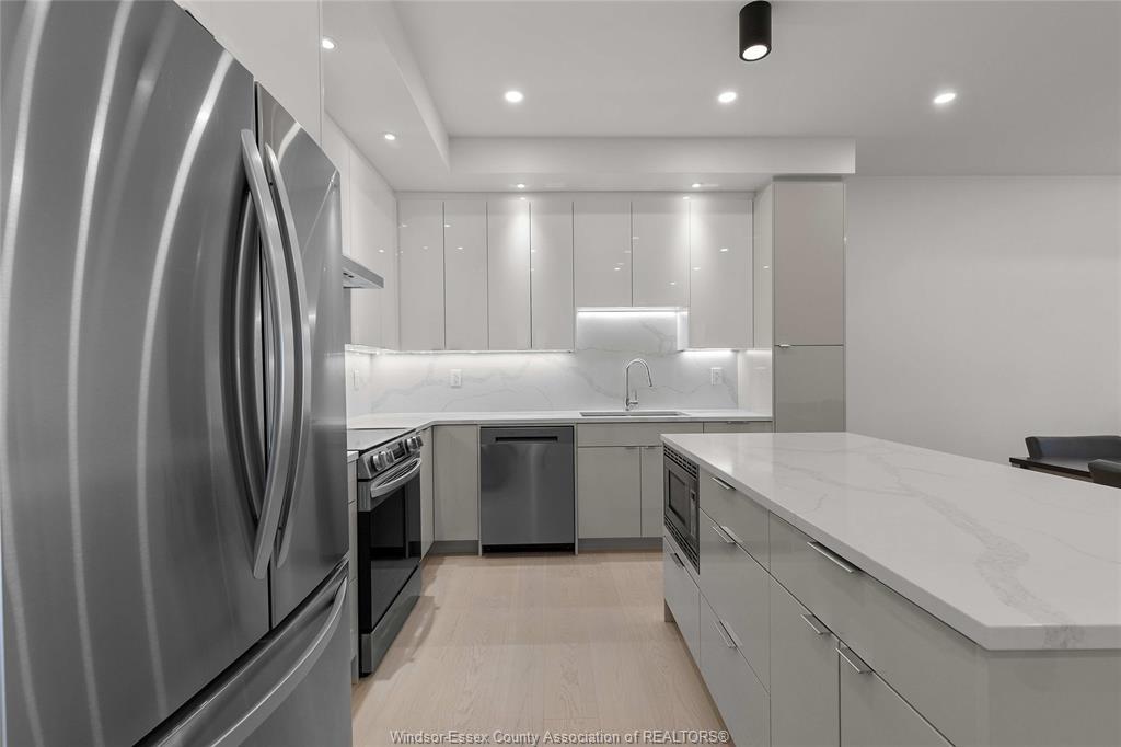 13 Eagle Street, Leamington, ON