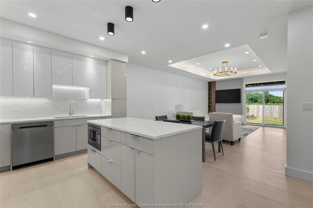 13 Eagle Street, Leamington, ON