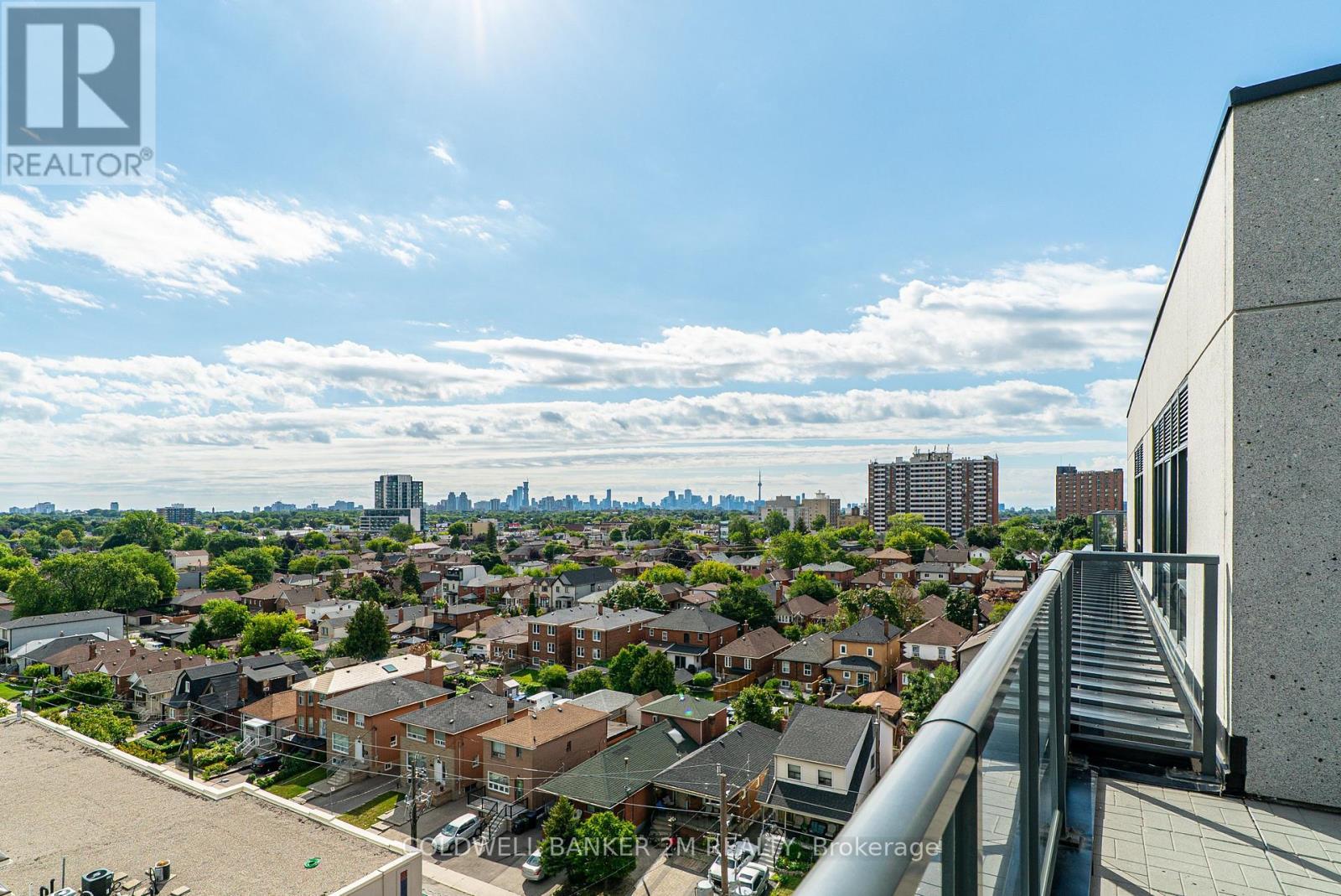 817 - 2433 Dufferin Street, Toronto (Briar Hill-Belgravia), ON - Outdoor With View