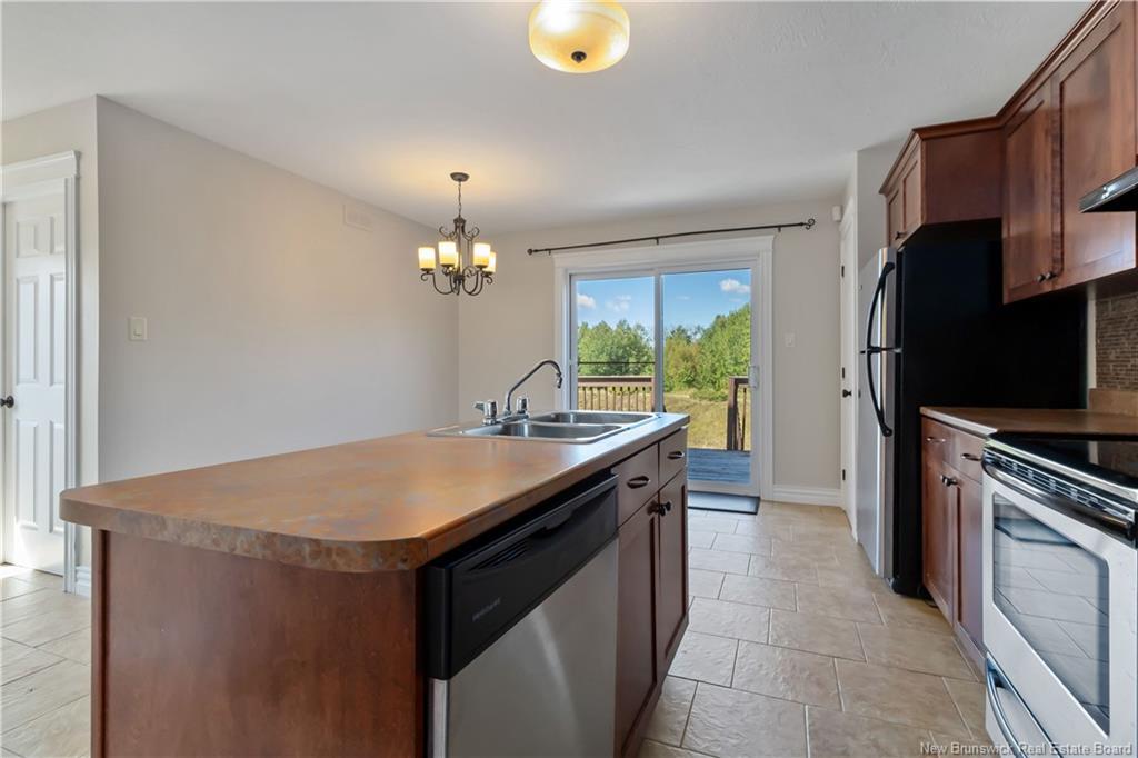 82 Belle Foret, Dieppe, NB