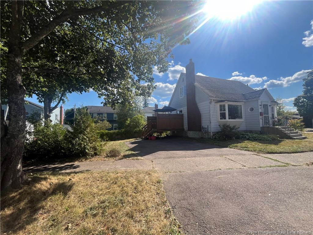 14 Wellington Ave, Moncton, NB