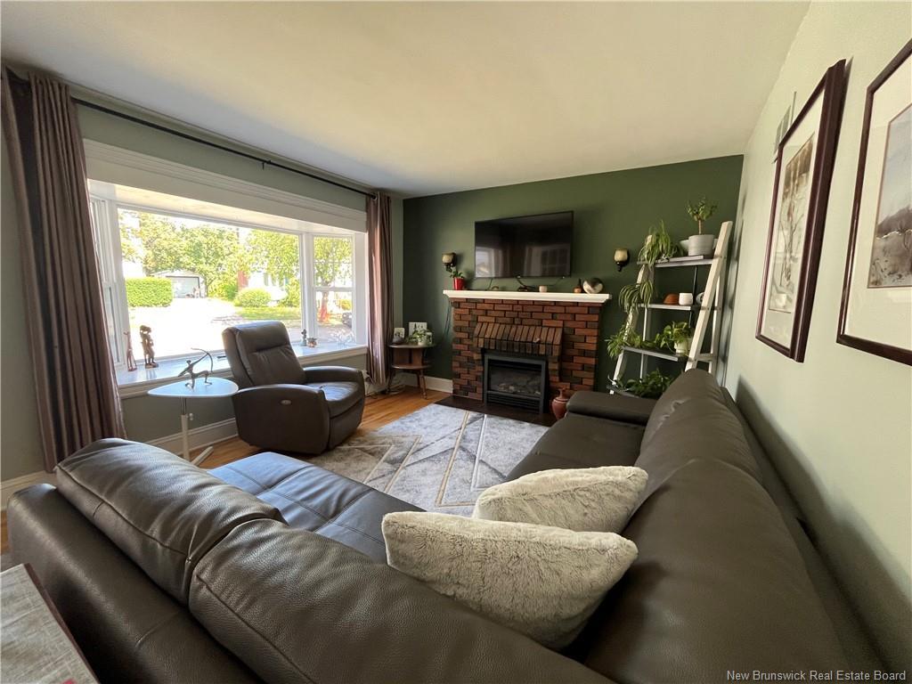 14 Wellington Ave, Moncton, NB