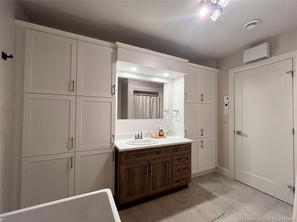 2 Honoré Roy St, Saint-Léonard, NB