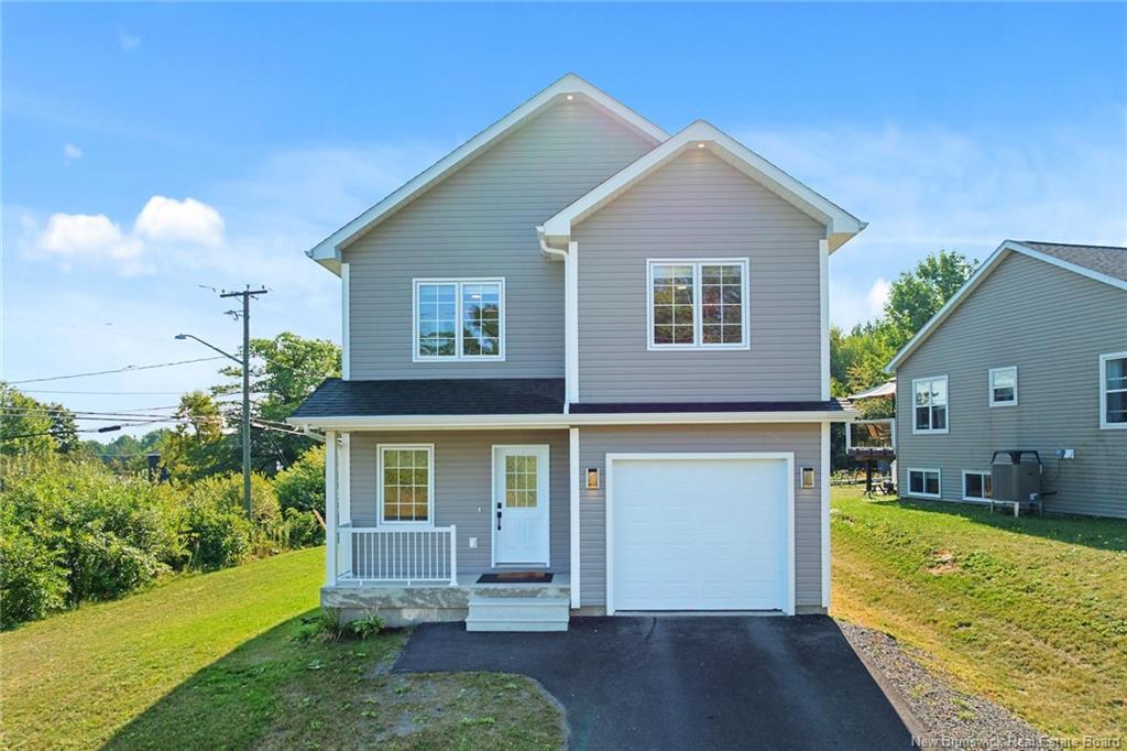 5 Stapleton St, Fredericton, NB