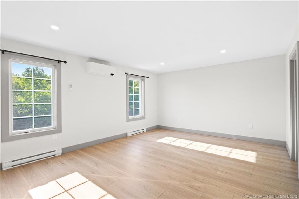 5 Stapleton St, Fredericton, NB