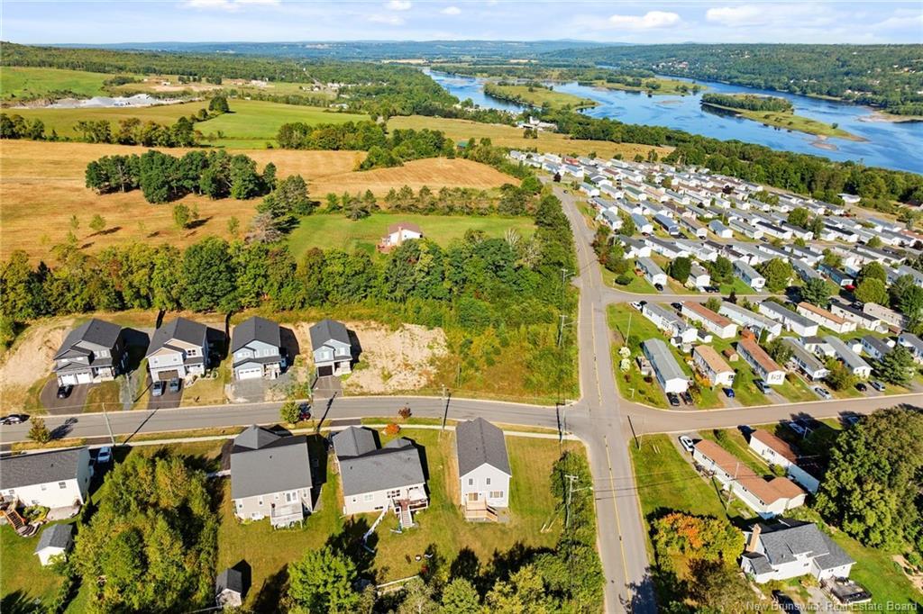 5 Stapleton St, Fredericton, NB