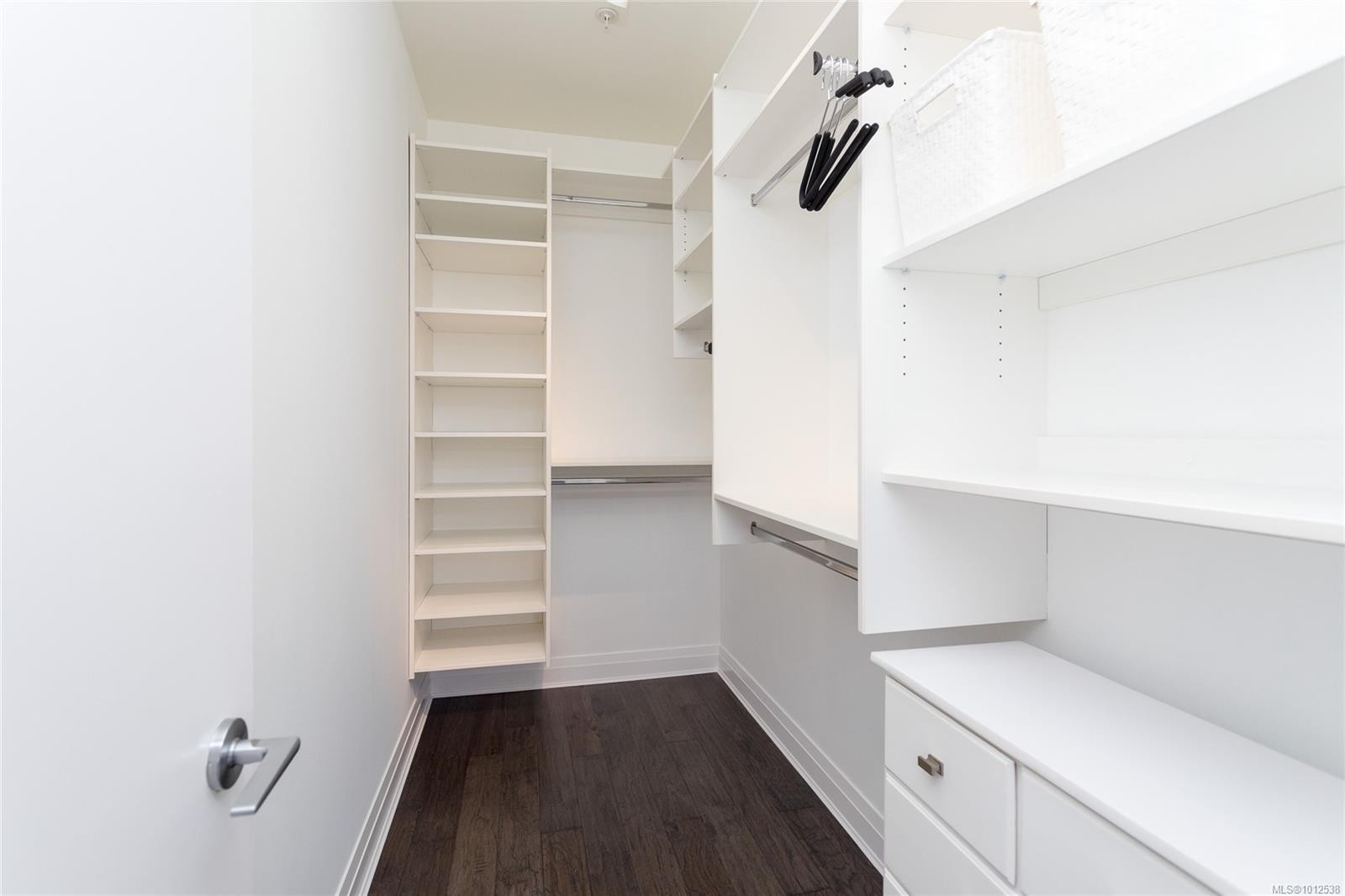 415-1145 Sikorsky Rd, Langford, BC - Indoor With Storage