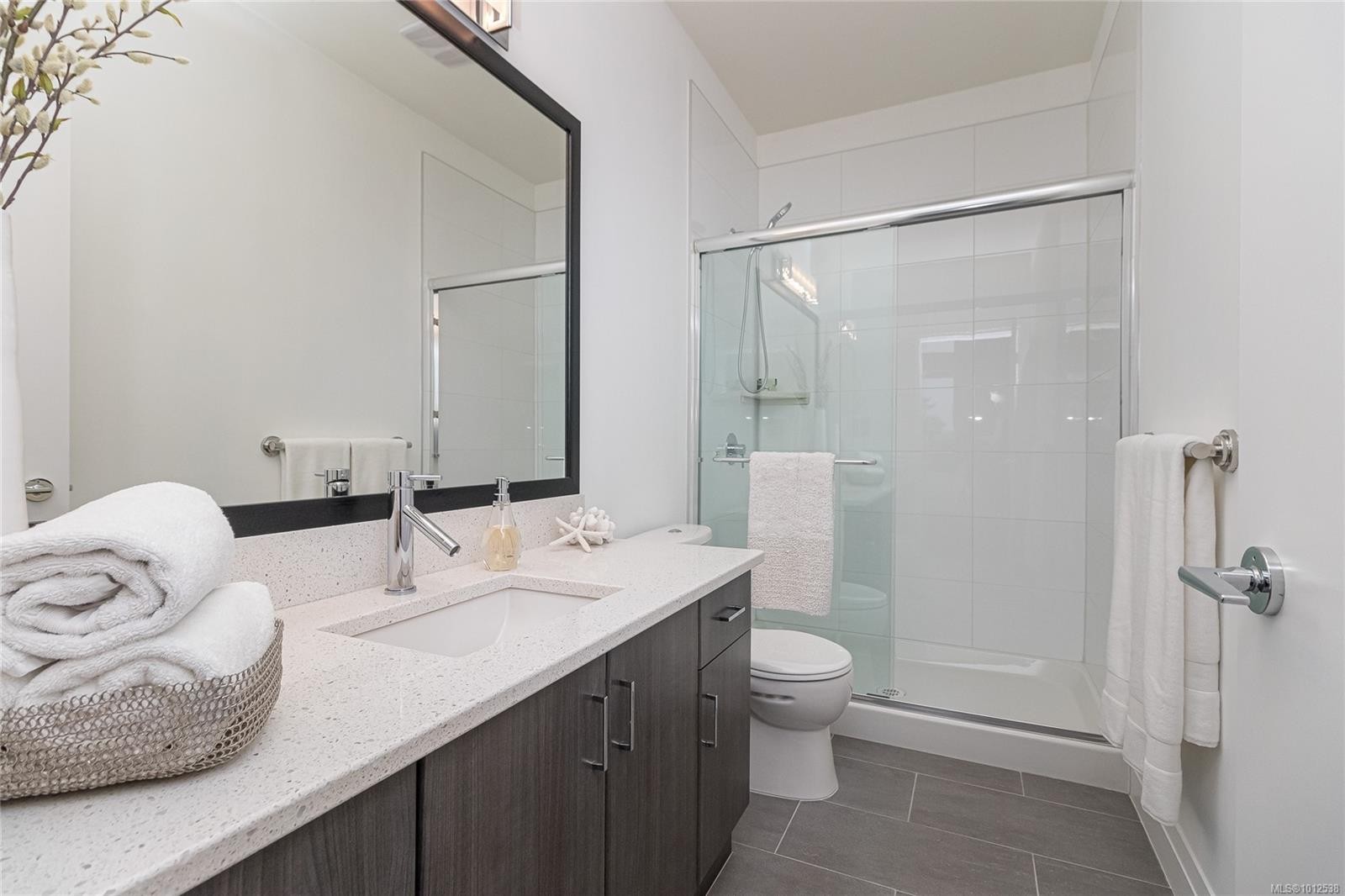 415-1145 Sikorsky Rd, Langford, BC - Indoor Photo Showing Bathroom