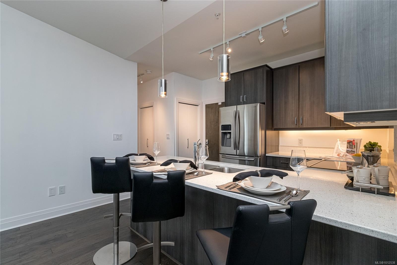 415-1145 Sikorsky Rd, Langford, BC - Indoor Photo Showing Kitchen