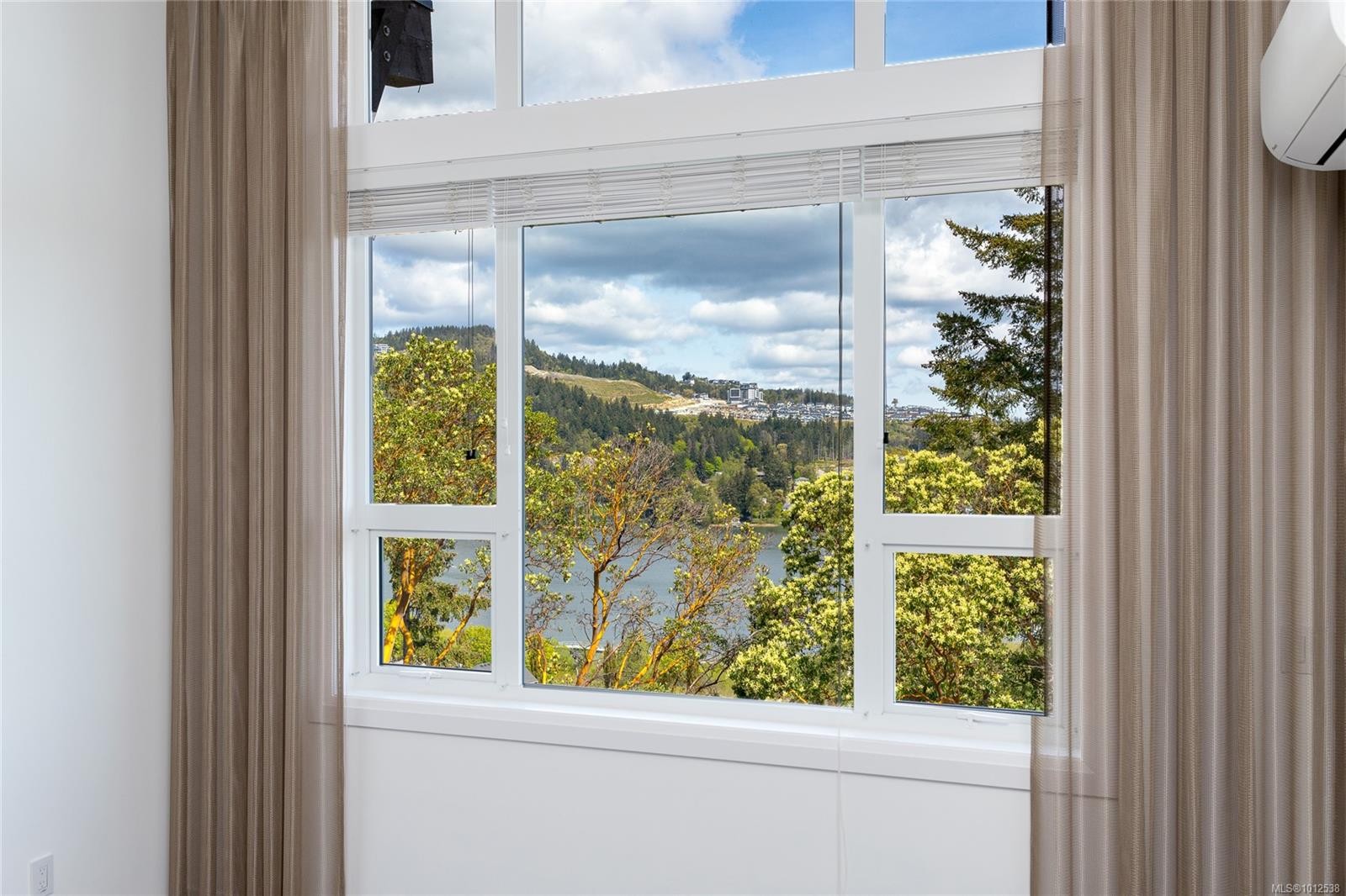 415-1145 Sikorsky Rd, Langford, BC - Indoor Photo Showing Other Room