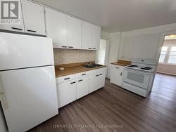 Unit 2 - Kitchen -