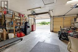 Interior double garage -