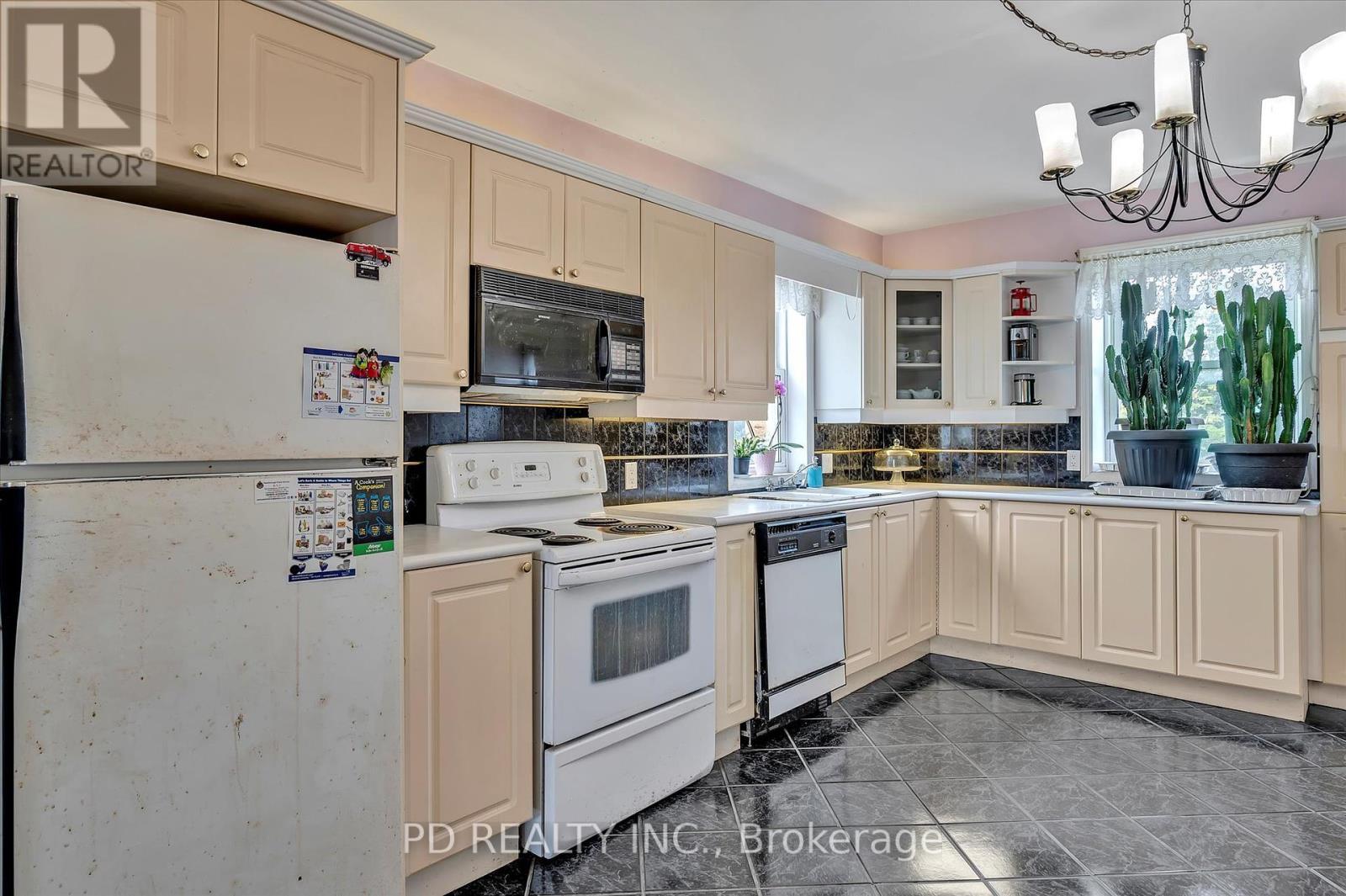 2449 Queen Mary Street, Cavan Monaghan (Cavan Twp), ON