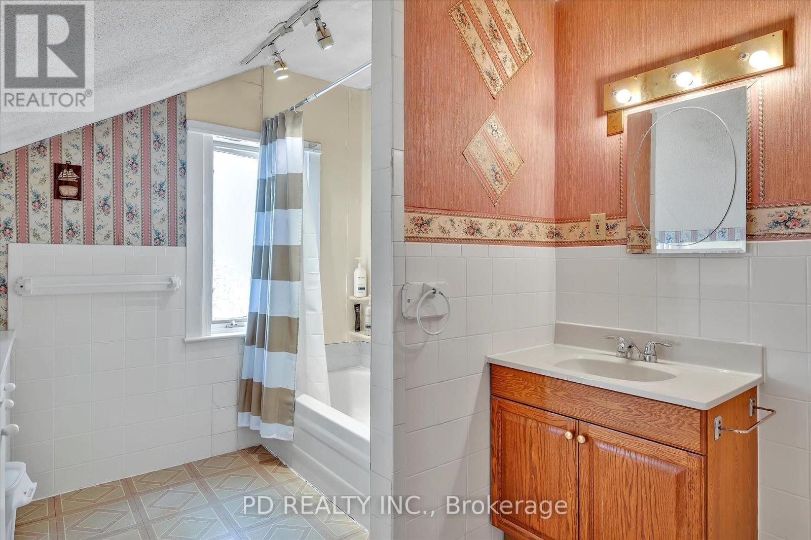 2449 Queen Mary Street, Cavan Monaghan (Cavan Twp), ON