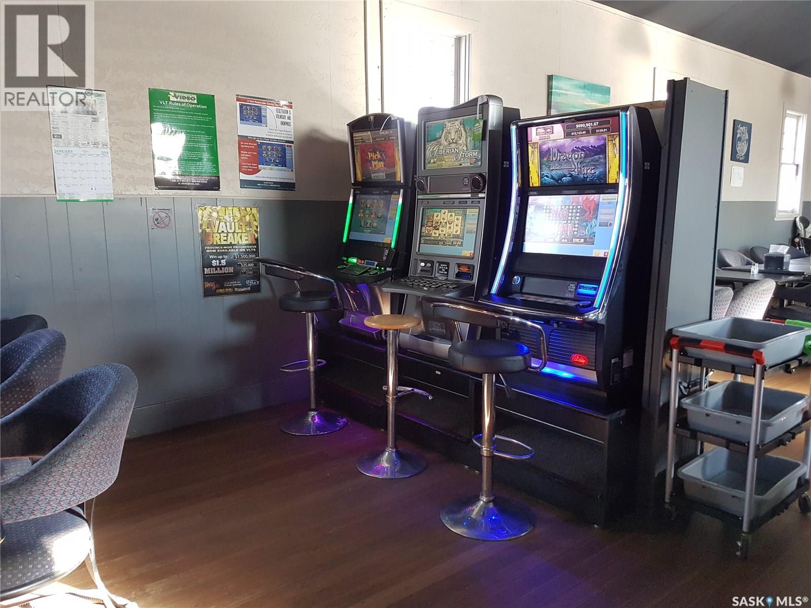 106 1St Street E, Kincaid, SK