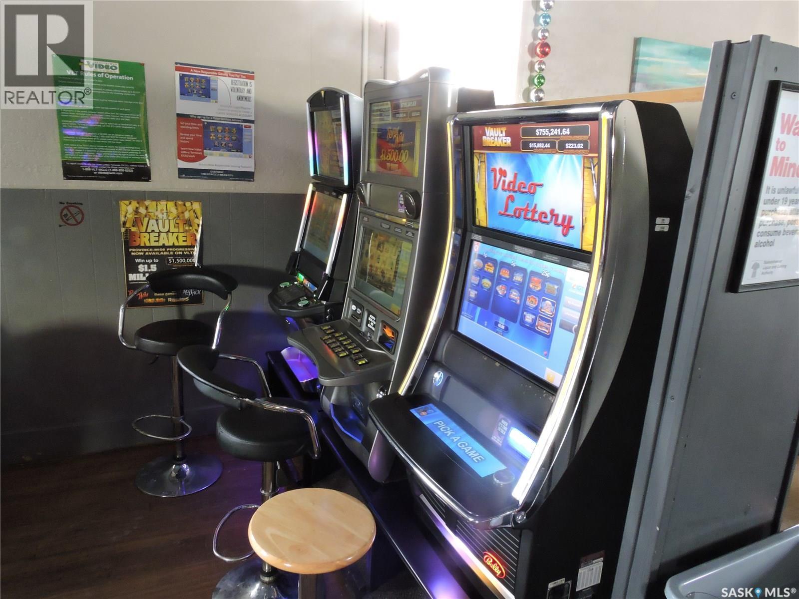 106 1St Street E, Kincaid, SK