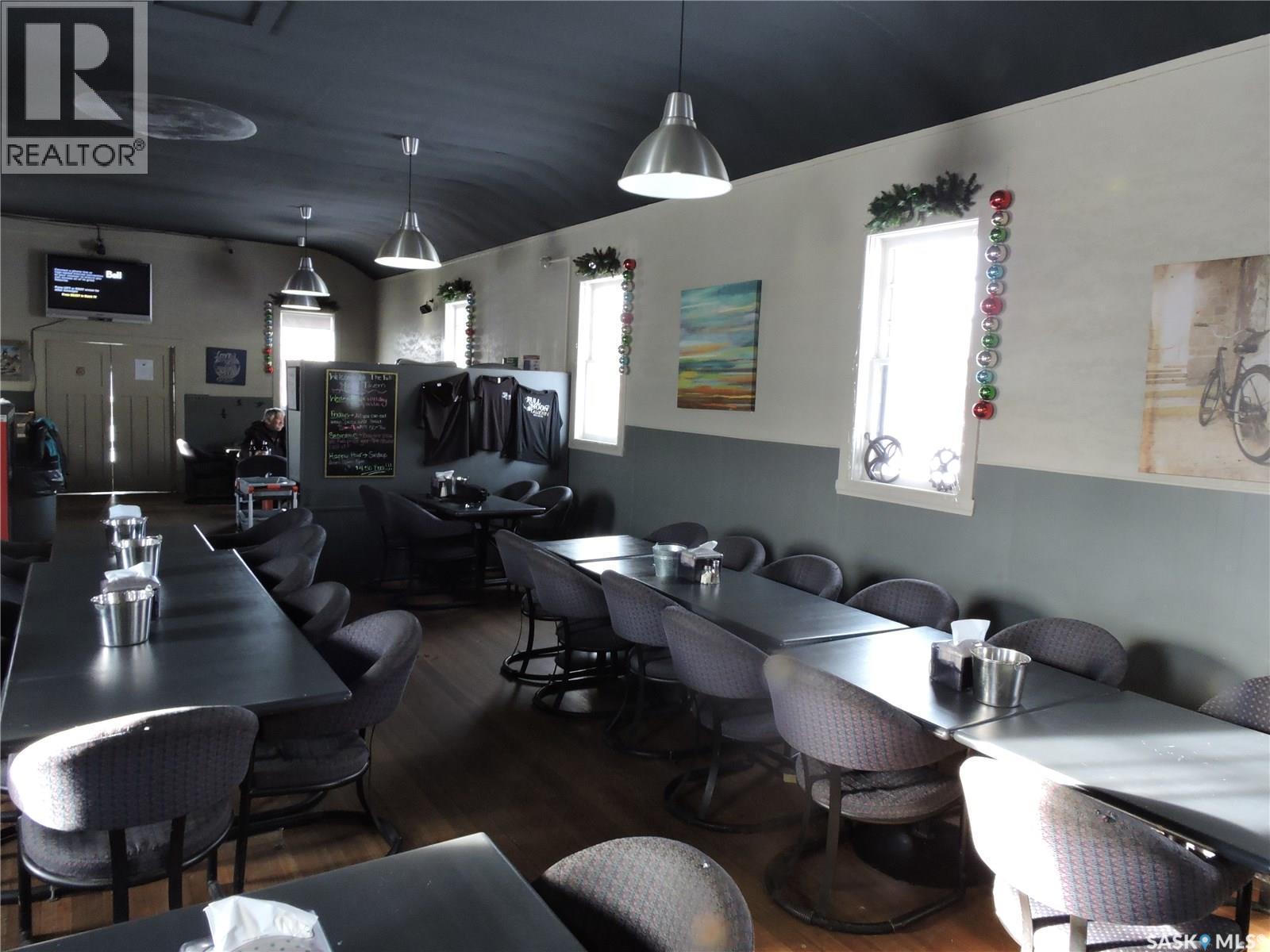 106 1St Street E, Kincaid, SK